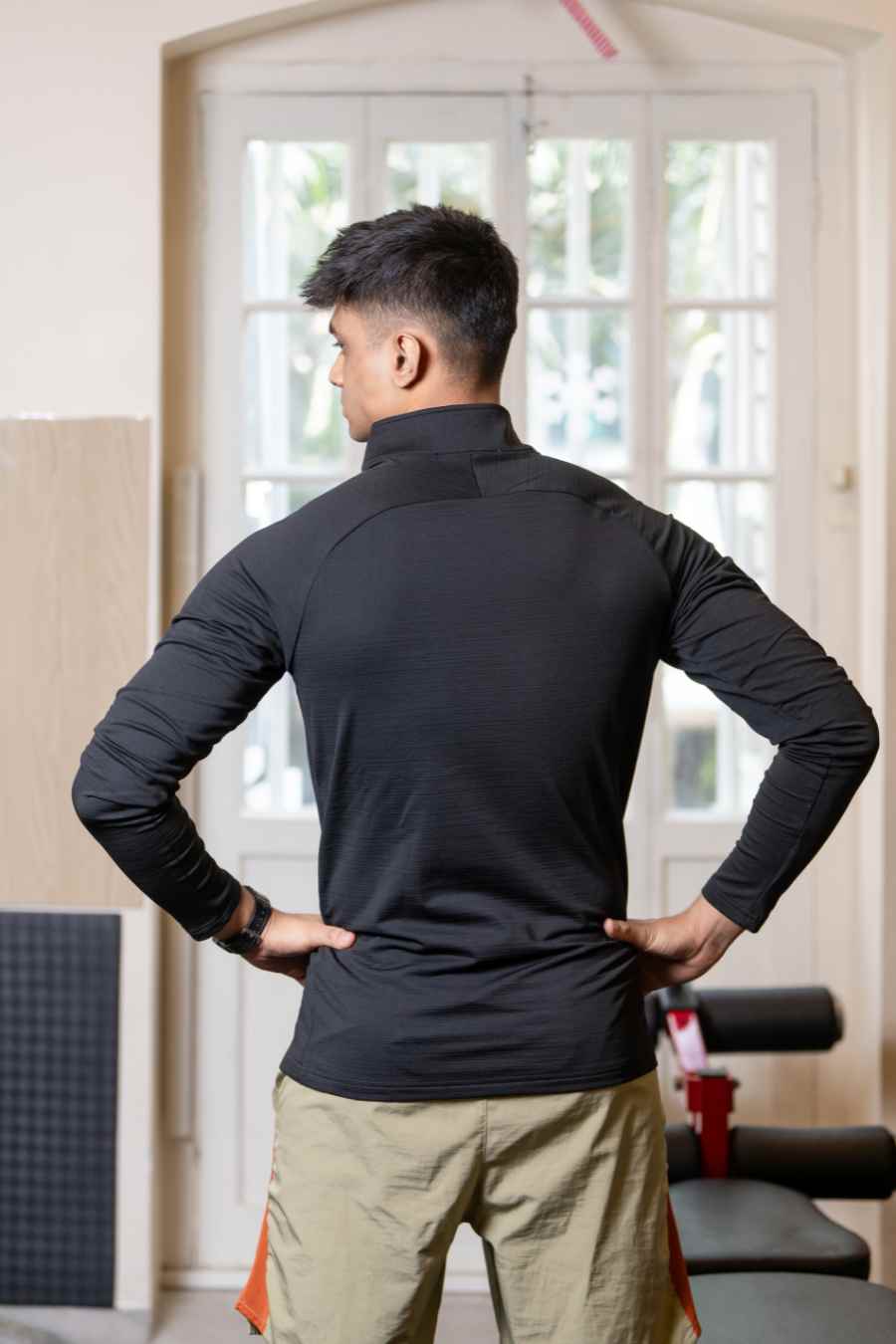 The Train Essential Long Sleeve Training Tee - Midnight Black